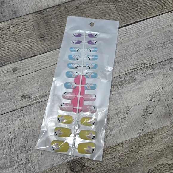 Easter Bunny Press-on Nail Set - Picture 1 of 6